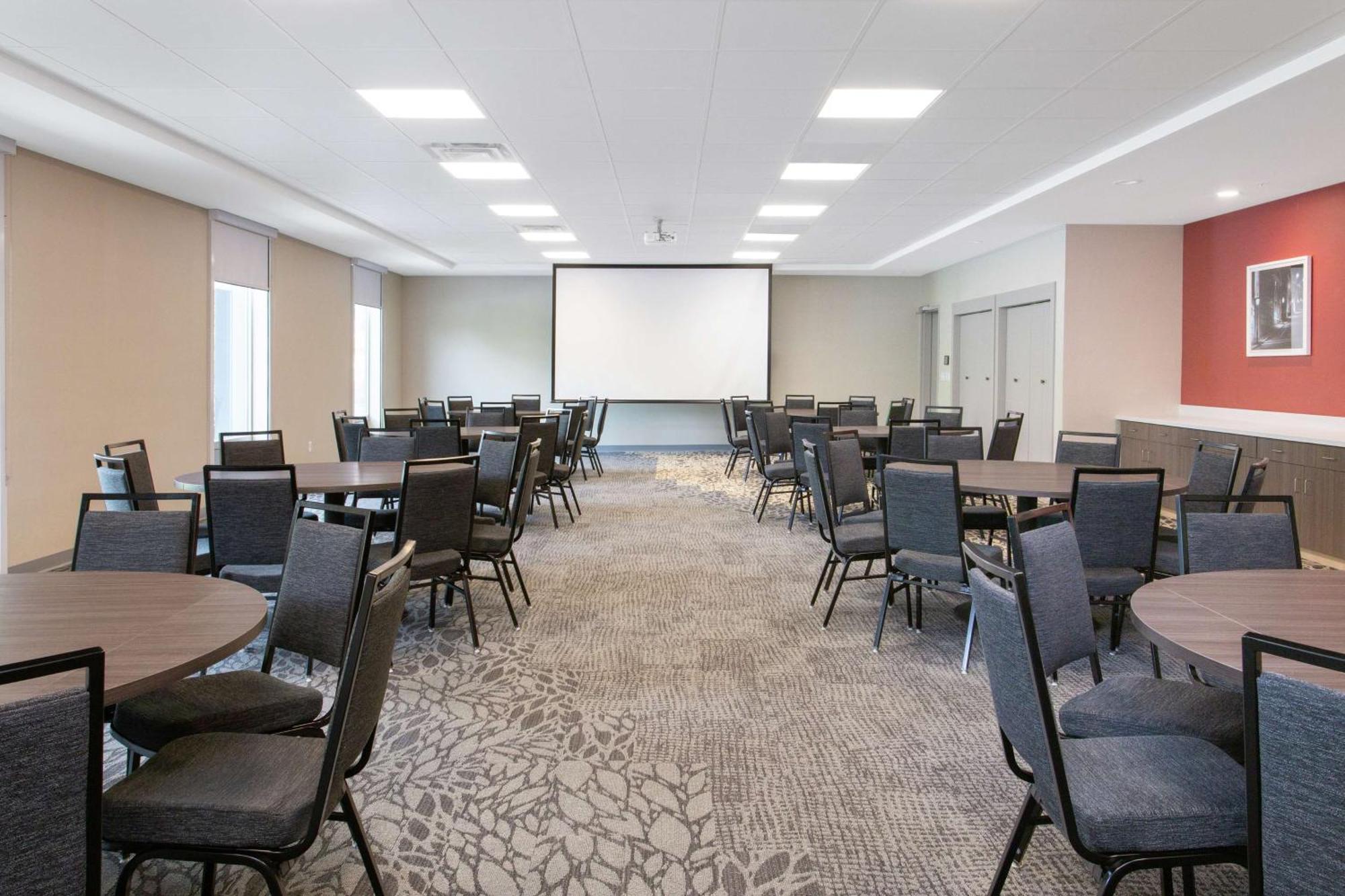 Home2 Suites Smithfield Providence Extérieur photo